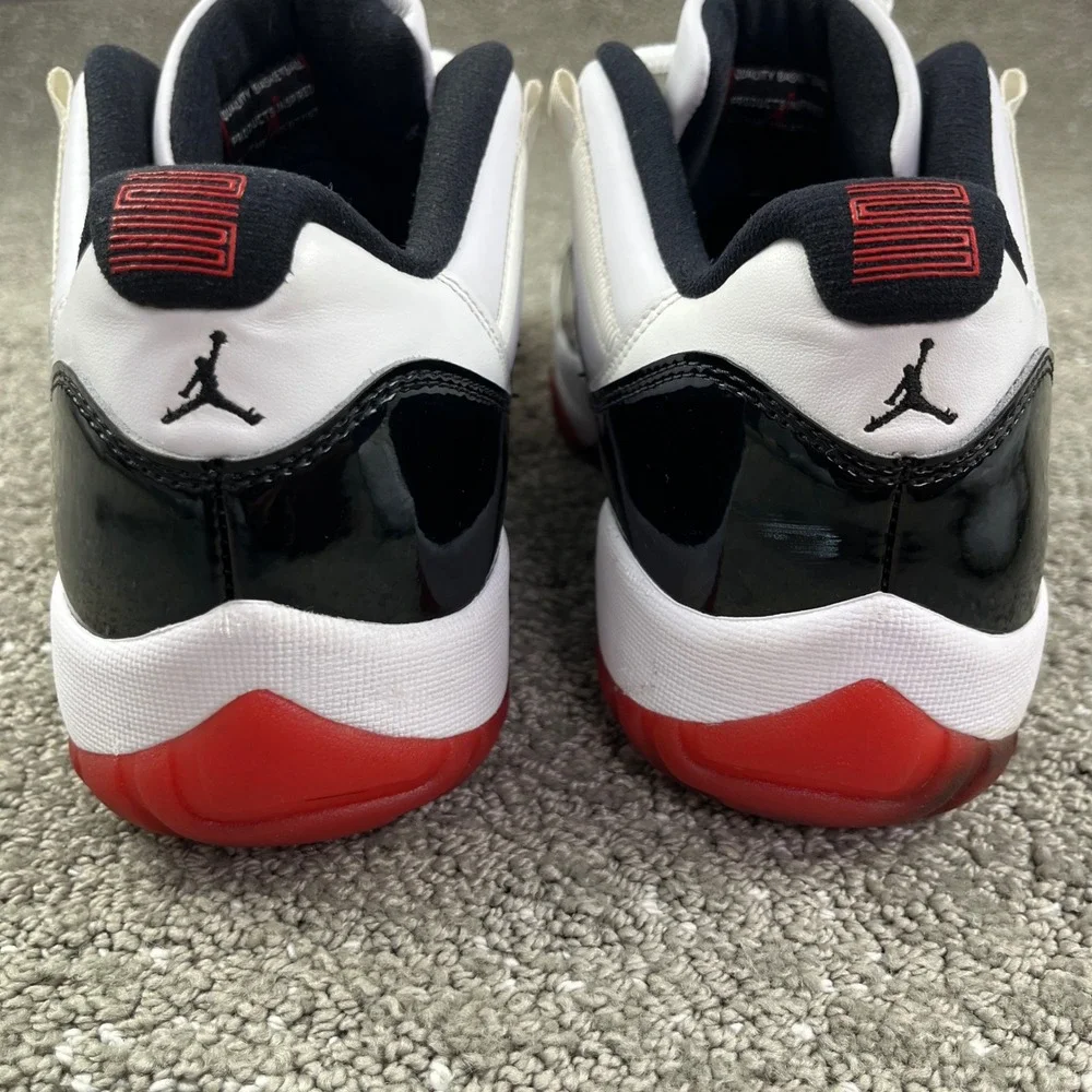 Jordan 11 Retro Low Mens 9.5 White Black Red Concord Bred AV2187-160 Sneakers